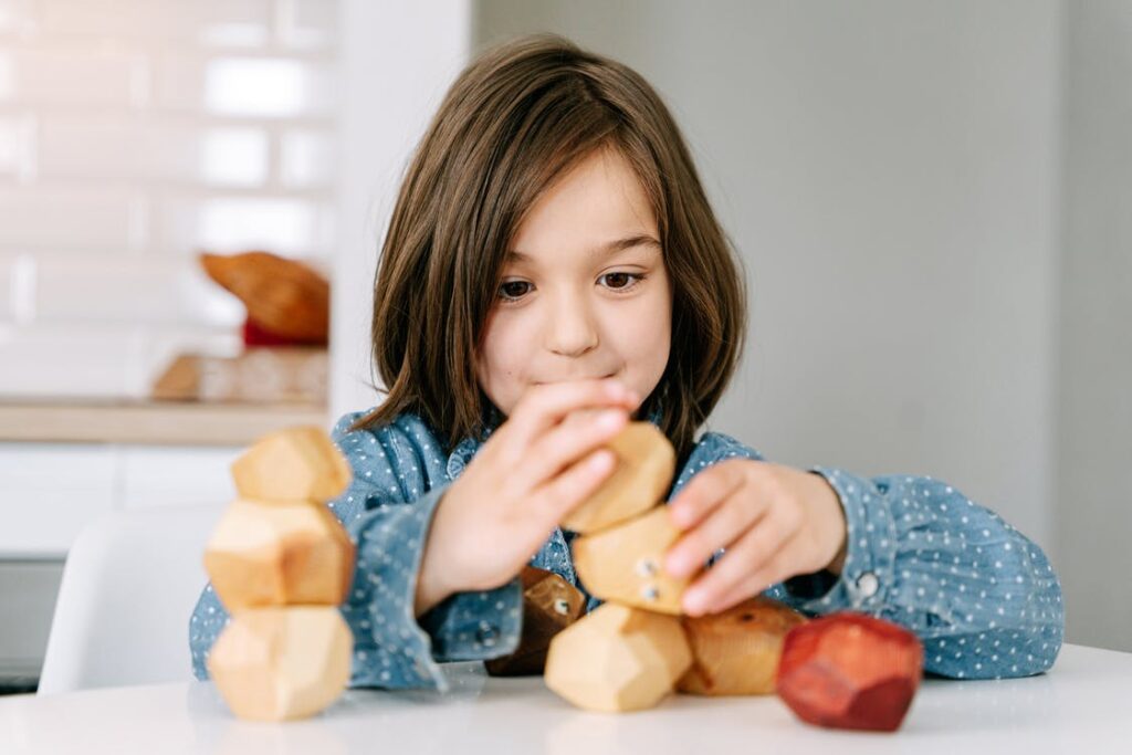 Por qué comprar juguetes sin pilas para niños pequeños